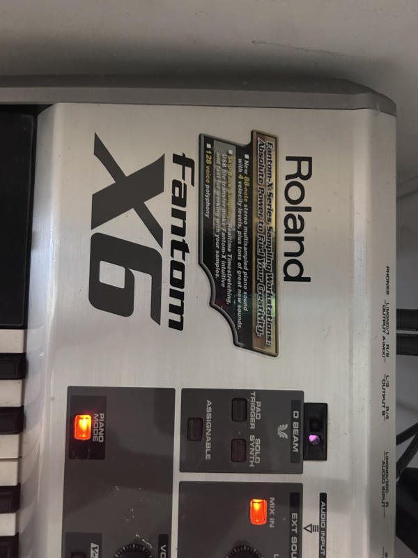 Roland Fantom-X6 - Image 6