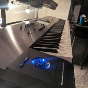 Korg Kronos (88 Key) (2011)