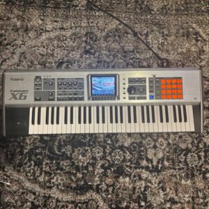 Roland Fantom X6